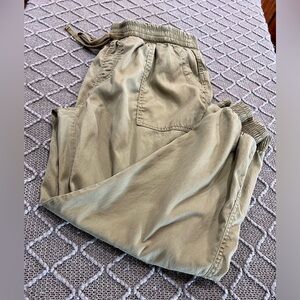 219. Army Green A New Day Elastic Waist Joggers Size M